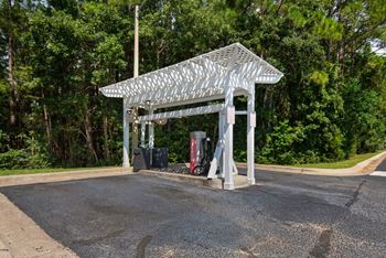 Outdoor community car care center.